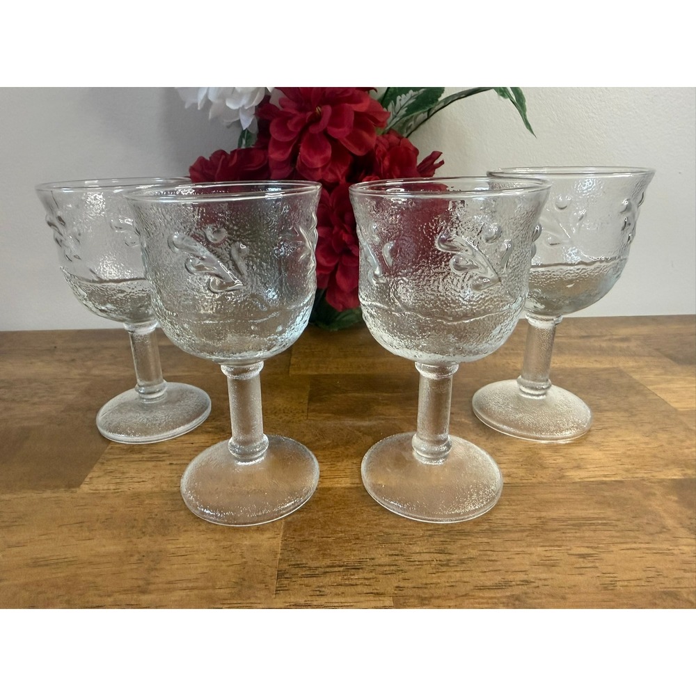 Anchor Hocking Amanda Clear‎ Glass Goblets Vintage Textured Floral Stemware Set